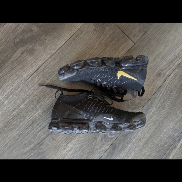 Women's Air vapor max Nike's black/ gold - Picture 3 of 5